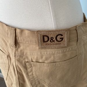 Dolce & Gabanna beige skirt